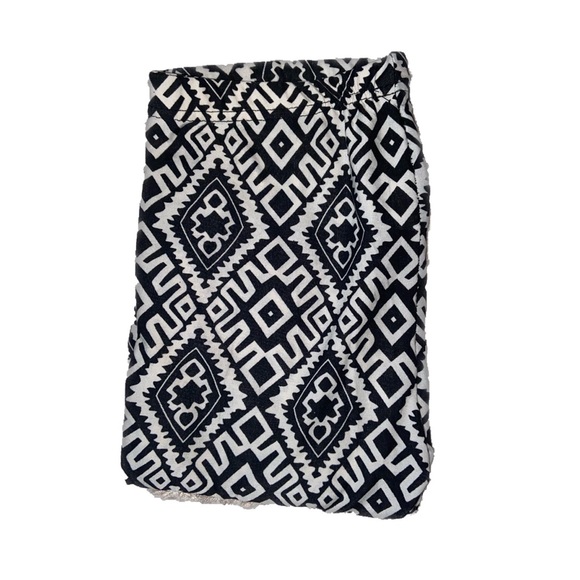 Boho Geometric Design Leggings - Picture 2 of 2